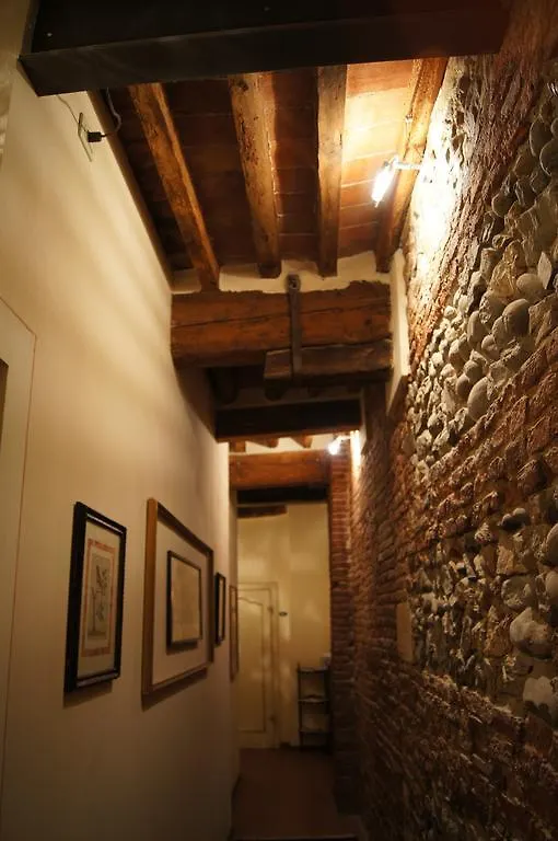 Pensión La Tosca Rooms Lucca