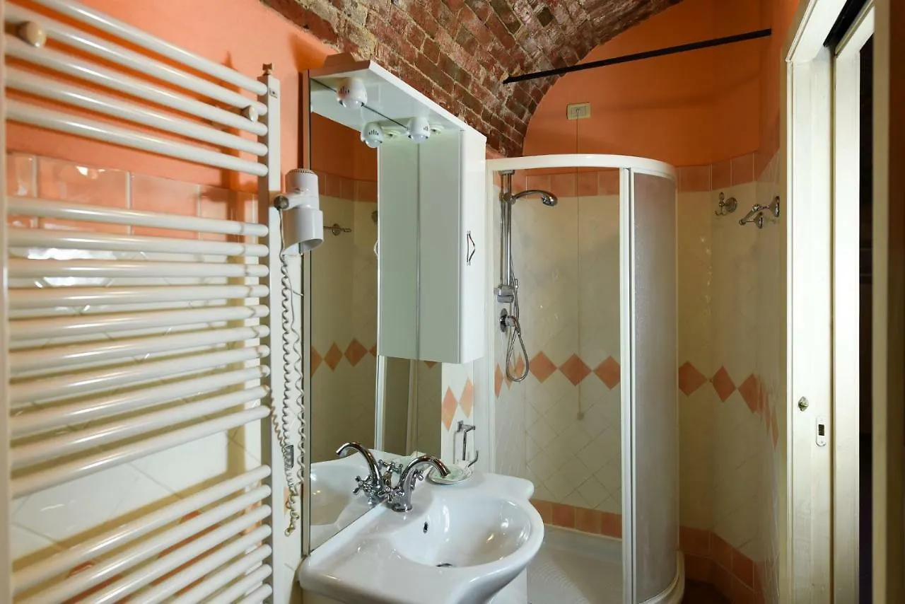 בית הארחה לוקה La Tosca Rooms & Studios