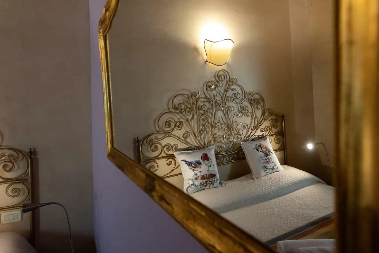 לוקה La Tosca Rooms & Studios בית הארחה