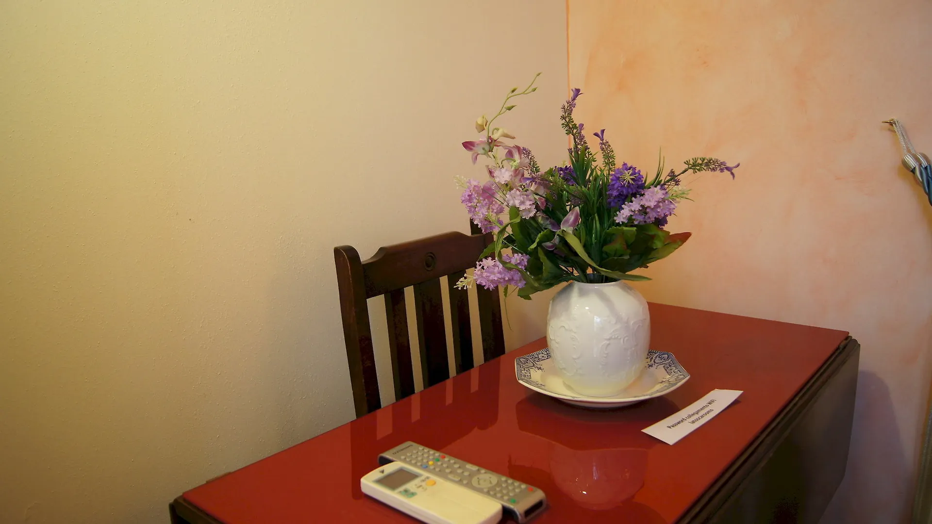 ** בית הארחה לוקה La Tosca Rooms & Studios איטליה