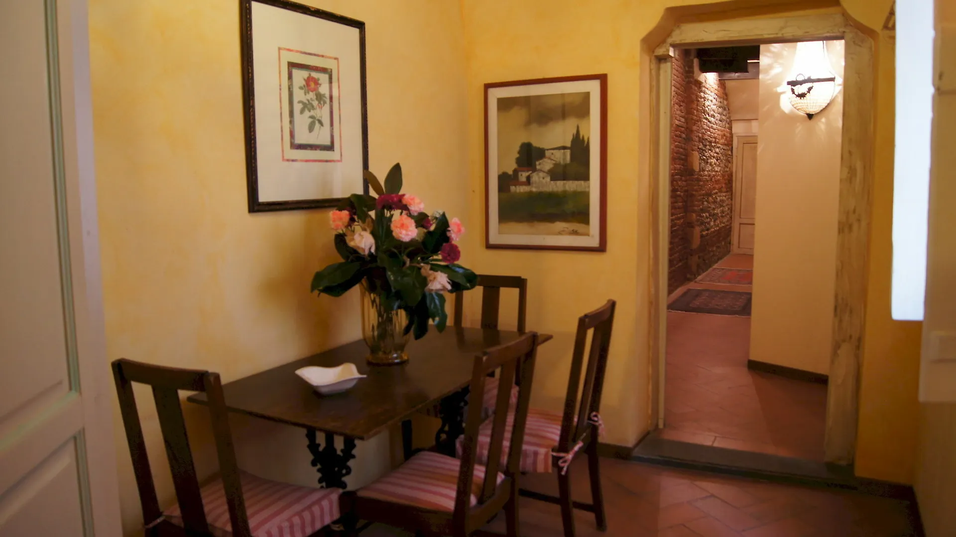 בית הארחה לוקה La Tosca Rooms & Studios